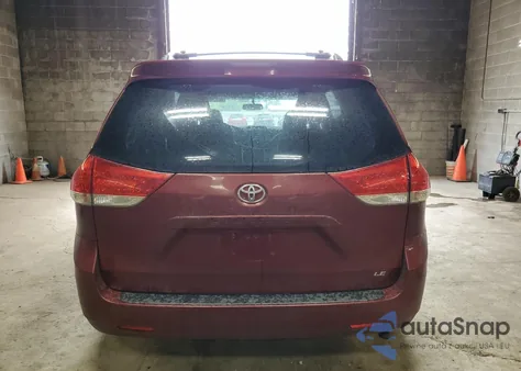 2012 Toyota Sienna Le from USA, damaged, VIN 5TDKK3DC3CS257275